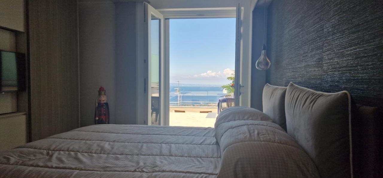 بيانو دي سورينتو En Suite Bedroom Blue Moon المظهر الخارجي الصورة