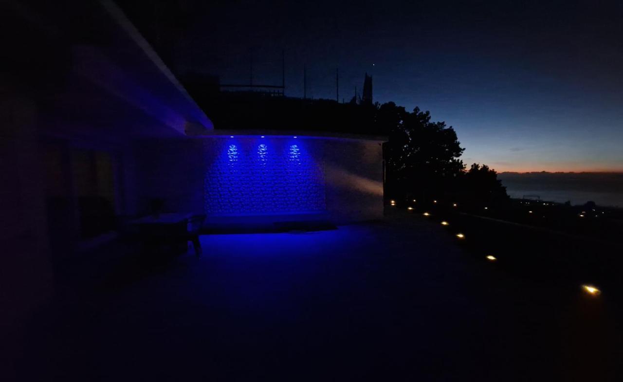 بيانو دي سورينتو En Suite Bedroom Blue Moon المظهر الخارجي الصورة