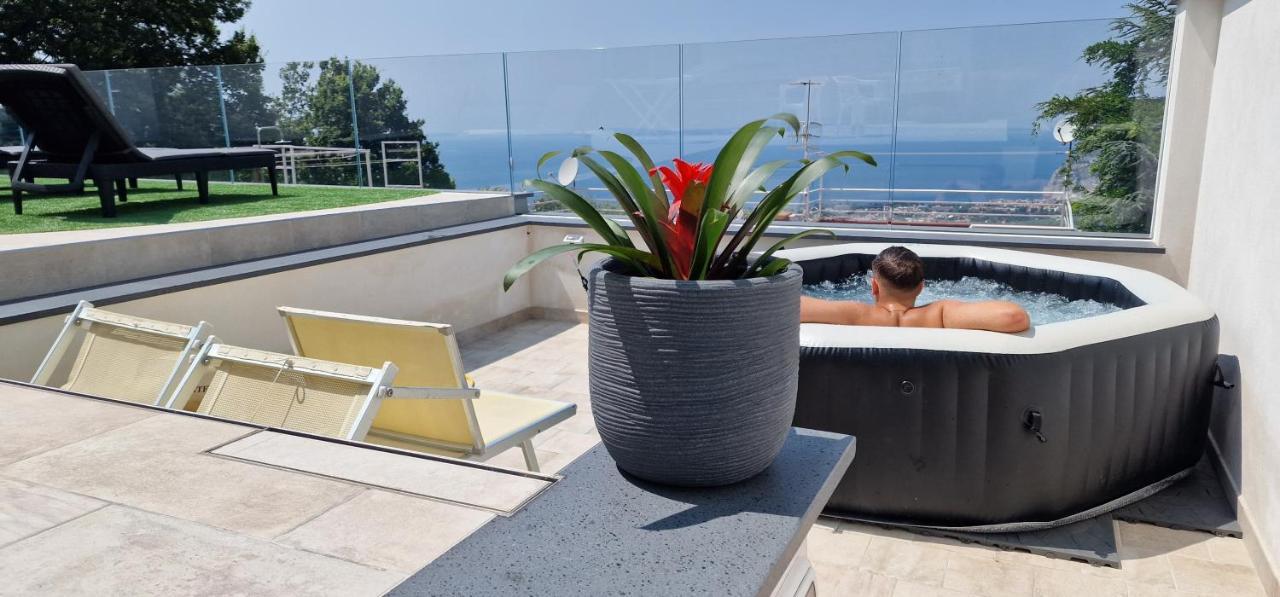 بيانو دي سورينتو En Suite Bedroom Blue Moon المظهر الخارجي الصورة