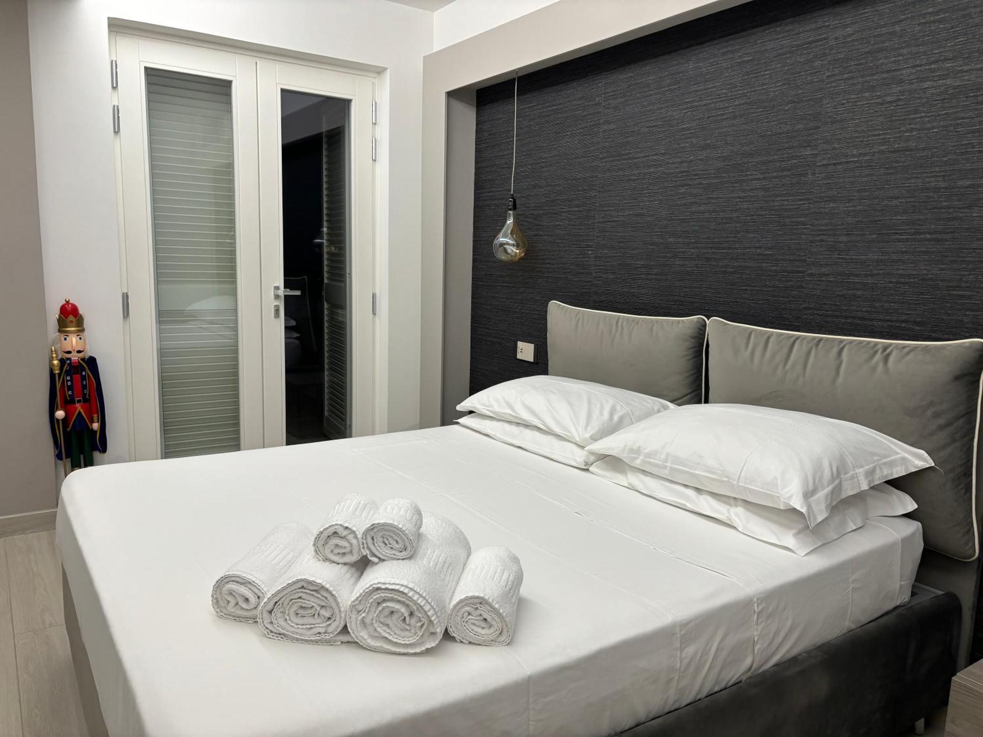 بيانو دي سورينتو En Suite Bedroom Blue Moon المظهر الخارجي الصورة
